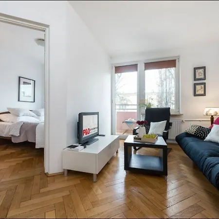 P&o Ciasna Apartman *